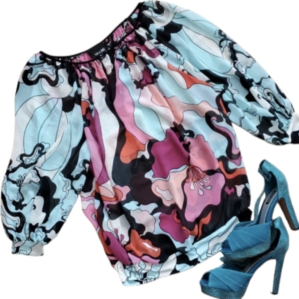 Analili Womans Sheer‎ Watercolor Floral Tunic in Medium